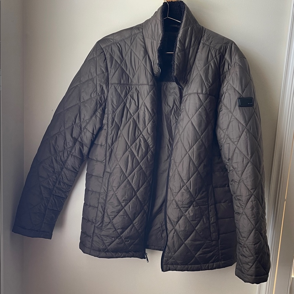 Tumi Men's Quilted Jacket in Olive